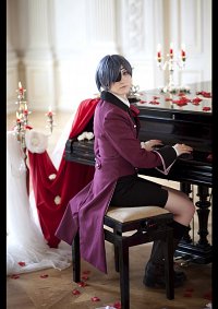 Cosplay-Cover: Ciel Phantomhive - Fuchsia Outfit [aus Episode II