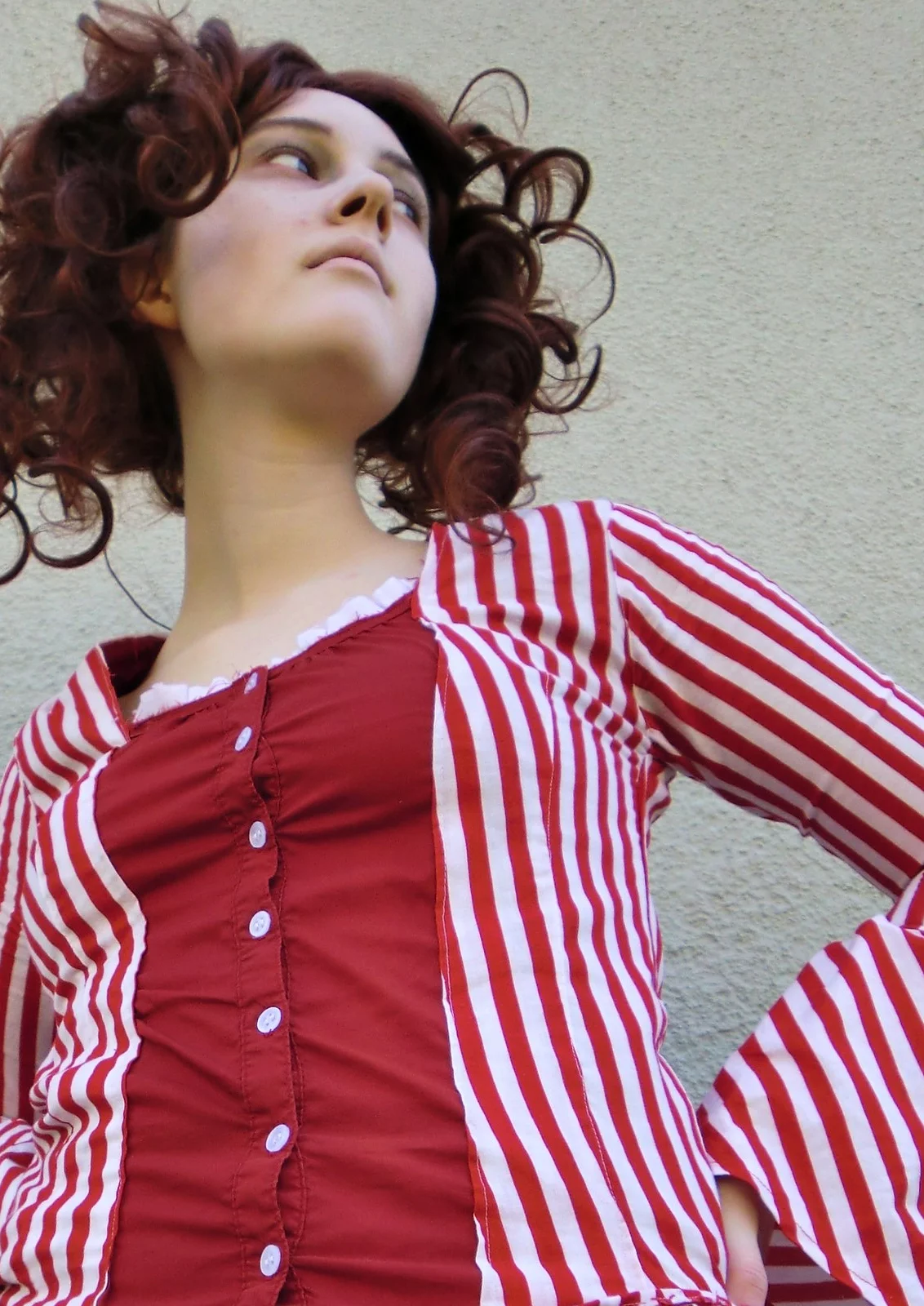 Cosplay-Cover: Mrs Lovett (by the sea red&white striped dress)