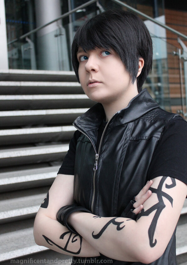 Cosplay-Cover: Alec Lightwood (Gear)