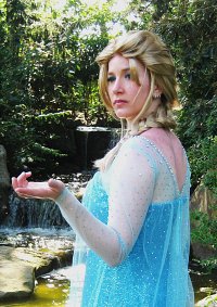 Cosplay-Cover: Queen Elsa of Arendelle