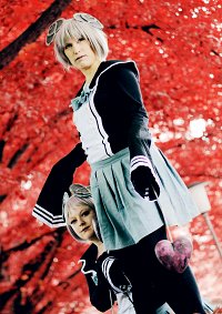 Cosplay-Cover: Mahou Shojo Twin 'unfriendly'