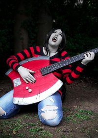 Cosplay-Cover: Marceline Abadeer