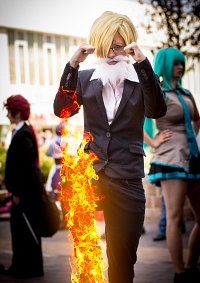 Cosplay-Cover: Sanji [Dress Rosa]