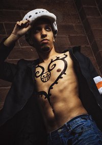 Cosplay-Cover: Trafalgar Law [Dressrosa]