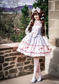Cosplay-Cover: Angelic Pretty ~ cherry berry Bunny JSK
