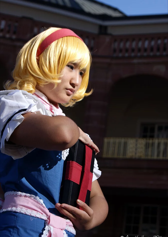Cosplay-Cover: Alice Margatroid