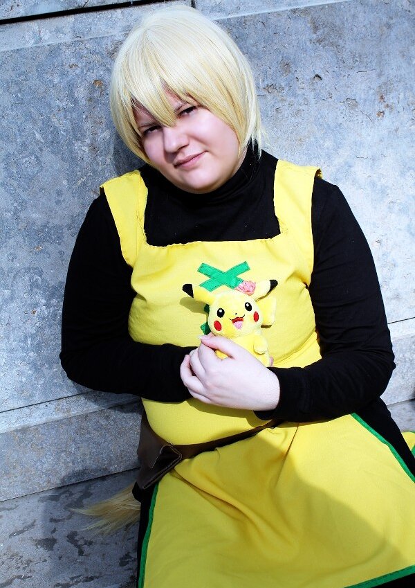 Cosplay-Cover: Yellow