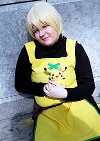 Cosplay-Cover: Yellow