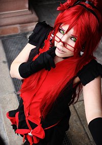 Cosplay-Cover: Grell Sutcliff [[Musical Ballgown]]