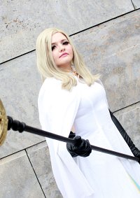 Cosplay-Cover: Ophilia Clement (Octopath Traveler)