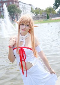 Cosplay-Cover: Asuna Yuuki [Titania]