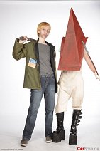 Cosplay-Cover: "Red Pyramid Thing" / Pyramid Head