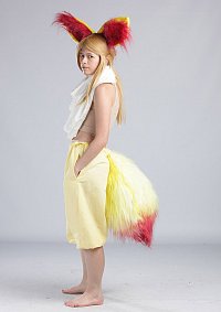 Cosplay-Cover: Fynx / Fennekin / フォッコ [Fokko]