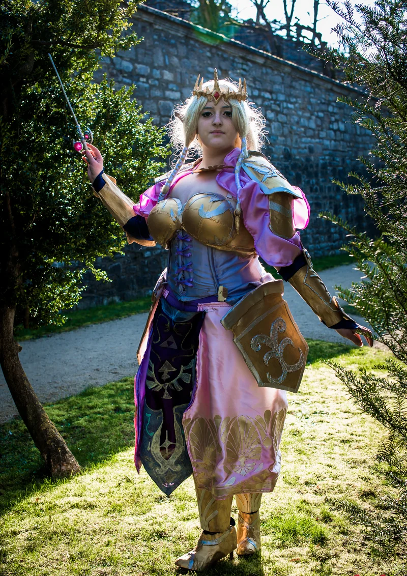 Cosplay-Cover: Queen Zelda [The Legend of Zelda - Hyrule Warriors