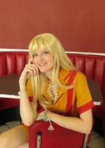 Cosplay-Cover: Caroline Channing - 1 Broke Girl