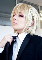 Cosplay-Cover: Kurapika (Suit)