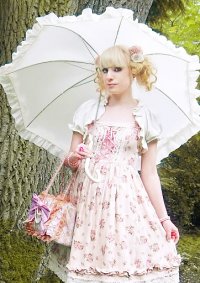 Cosplay-Cover: Lovely Rose Lolita
