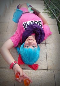 Cosplay-Cover: Bulma Briefs