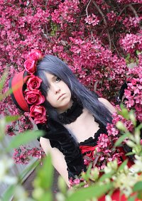 Cosplay-Cover: Ciel Phantomhive [RED Ballgown]