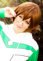 Cosplay-Cover: Pidge Gunderson [Green Lion Jacket]