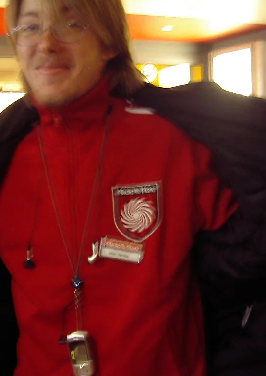 Cosplay-Cover: MediaMarkt Sklave XD