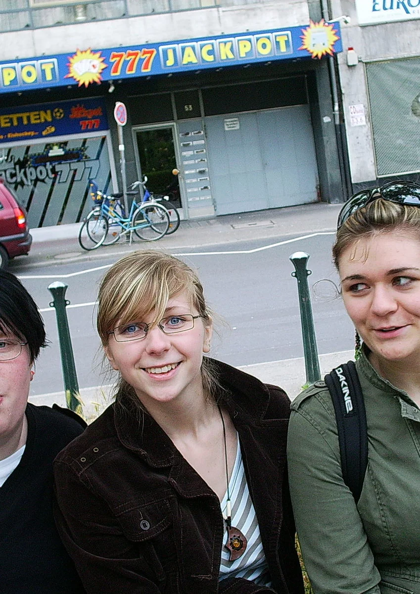 Cosplay-Cover: Ves.. ich hasse mich in Zivil