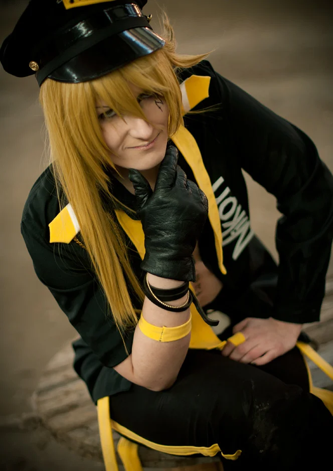 Cosplay-Cover: Nikon