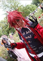 Cosplay-Cover: Grell Sutcliff demonstrierend: anti workaholic