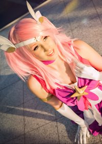 Cosplay-Cover: Star Guardian Lux