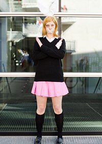 Cosplay-Cover: Kagamine Rin (Rolling Girl)