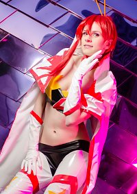 Cosplay-Cover: Yoko Littner [Spacesuit]