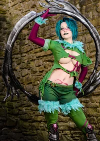 Cosplay-Cover: Tira (SCIII)