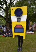 Cosplay-Cover: Claptrap (1. Versuch aus Pappe :D)