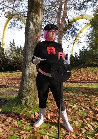 Cosplay-Cover: Team Go Rocket-Rüpel