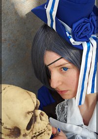 Cosplay-Cover: Ciel Phantomhive [Blue Dress]