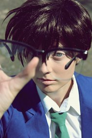 Cosplay-Cover: Shinichi Kudo [Schuluniform]