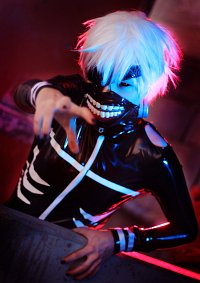 Cosplay-Cover: Ken Kaneki [Battle-Suit]