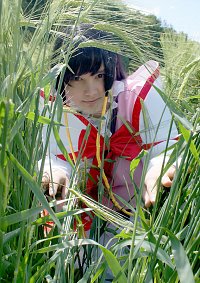 Cosplay-Cover: Sumeragi Kaguya 「皇神楽耶」