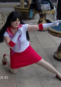 Cosplay-Cover: Sailor Mars (1.Verwandlungsform)