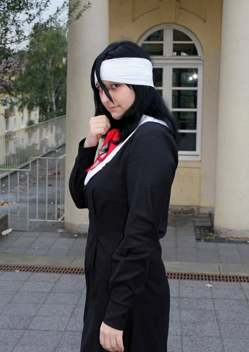 Cosplay-Cover: Viola Cadaverini