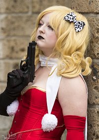 Cosplay-Cover: Harley Quinn *New Style* (Unknown Artist)