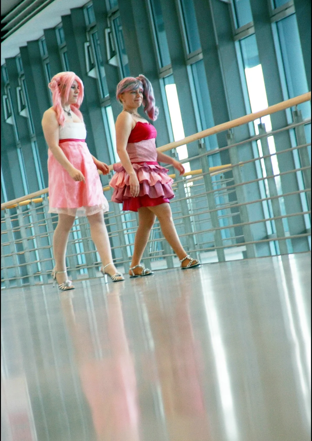 Cosplay-Cover: Glimmer  Barbie Modezauber in Paris
