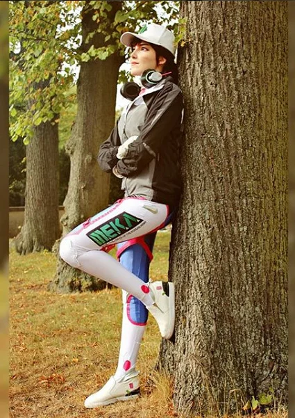 Cosplay-Cover: Shooting Star D.Va