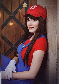 Cosplay-Cover: Luiga/Maria - Female Luigi & Mario