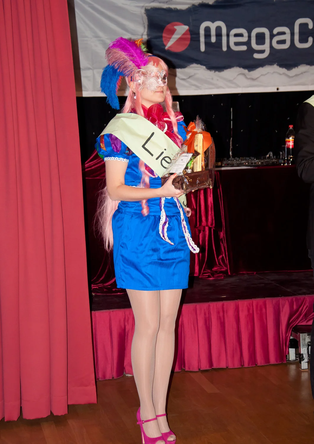 Cosplay-Cover: Rainbow (Project Venetian Carneval)
