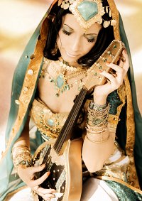 Cosplay-Cover: Shadia [Crimson Sands Princess]