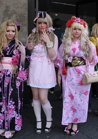 Cosplay-Cover: FlowerPei im Yukata