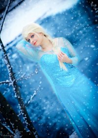 Cosplay-Cover: Queen Elsa of Arendelle