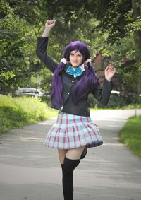 Cosplay-Cover: Nozomi Tojo (Schuluniform)