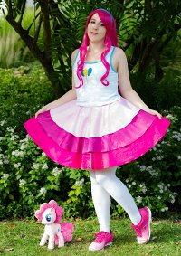 Cosplay-Cover: Pinkie Pie [EQG Short Story Outfit]